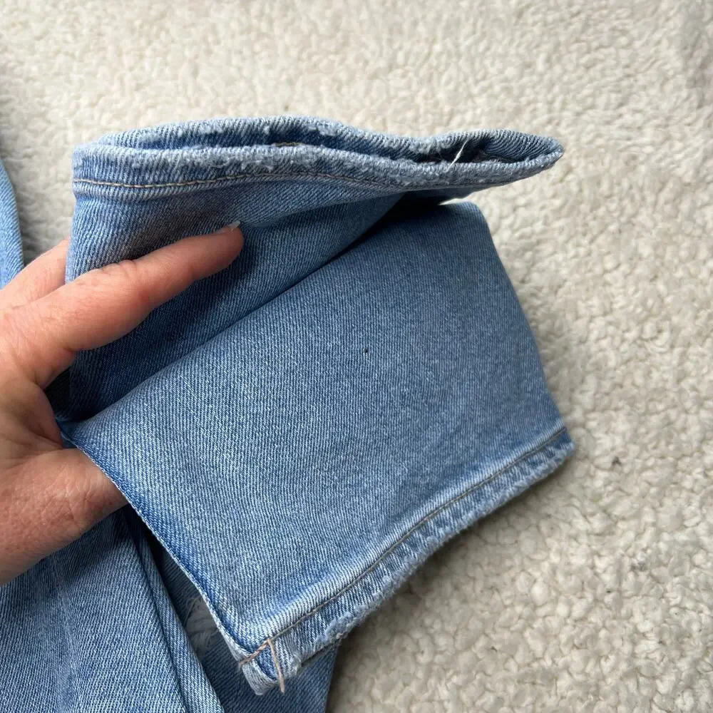 American Eagle Stretch Light Wash Distressed Jeans 8 Short - Picture 2 of 7